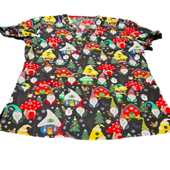 Tops - ♡Christmas Scrub top sz. Medium